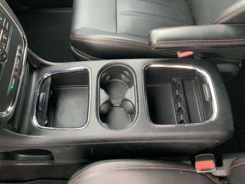 Used 2020 Dodge Grand Caravan GT FWD image 42
