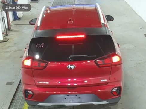 Used 2020 Kia Niro LX FWD image 3