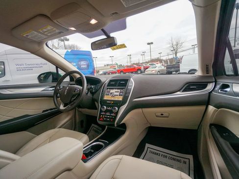 Used 2019 Lincoln MKC Premiere image 25