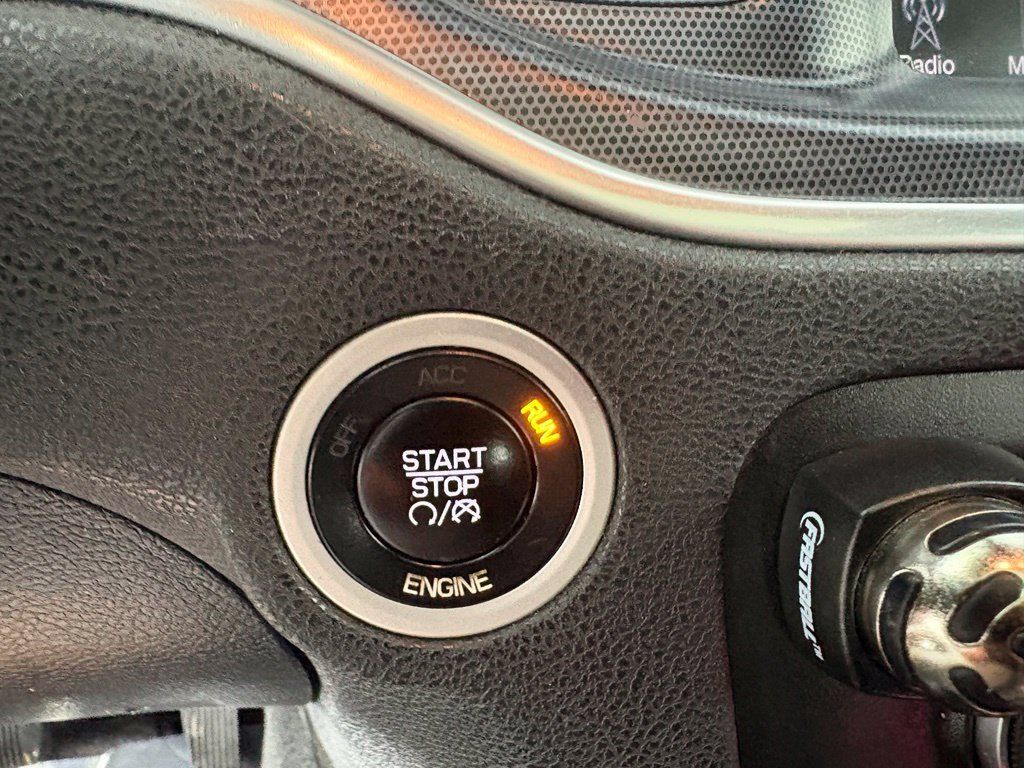 Used 2015 Dodge Charger SXT w/ Plus Group RWD image 29