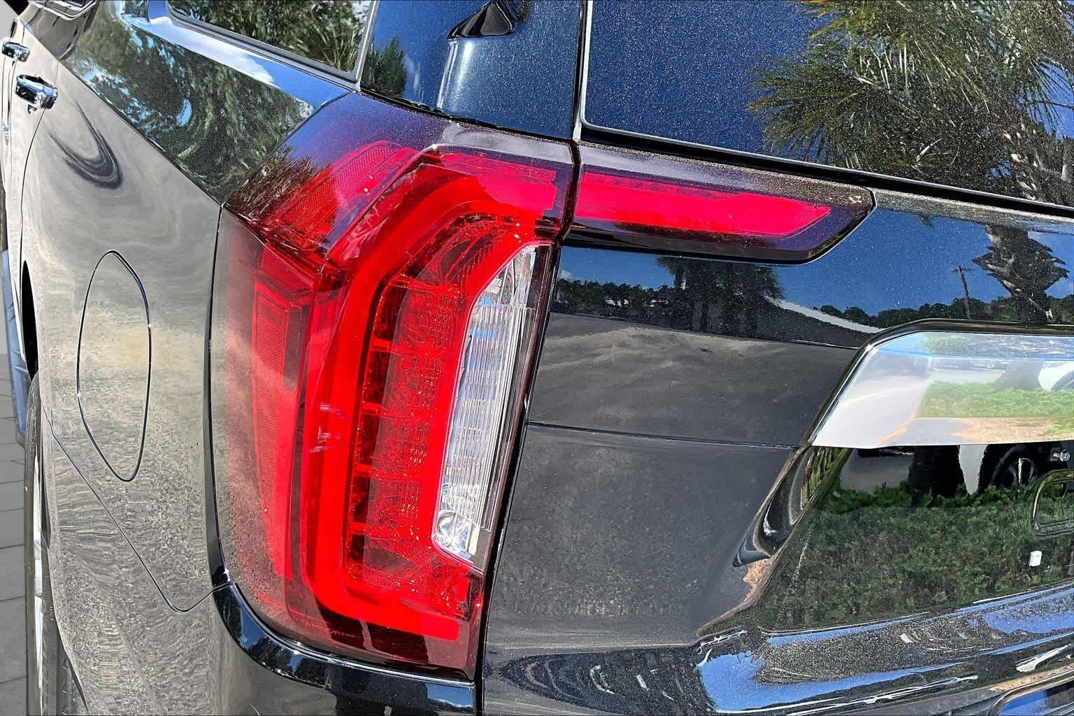 Used 2022 GMC Yukon Denali AWD/4WD image 35