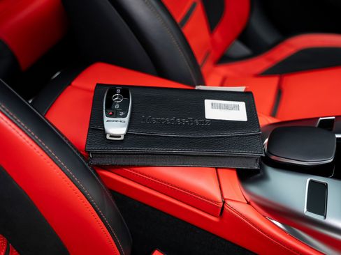 Used 2023 Mercedes-Benz AMG GT 63 S image 88