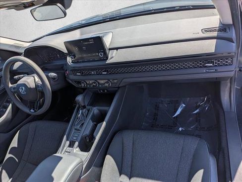Used 2023 Honda Accord EX image 20