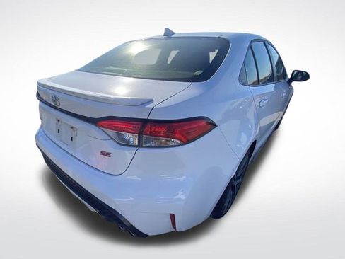 Used 2022 Toyota Corolla SE image 10