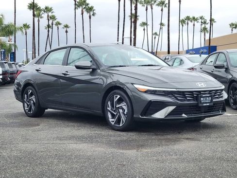 New 2026 Hyundai Elantra Limited FWD image 27