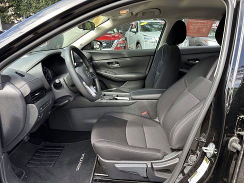Certified 2023 Nissan Sentra SV FWD image 13