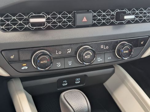 Used 2025 Honda Accord SE image 24