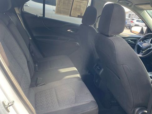 Used 2022 Chevrolet Equinox LT image 17