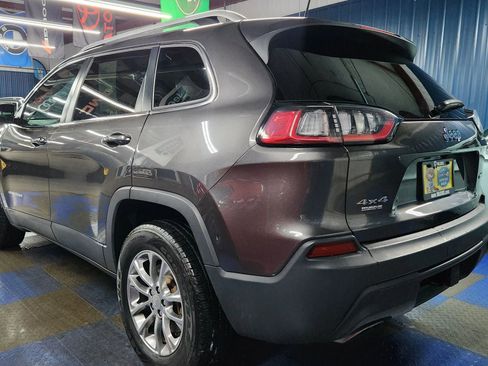 Used 2019 Jeep Cherokee Latitude Plus w/ Cold Weather Group image 4
