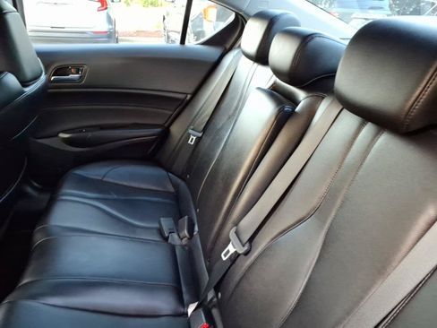 Used 2019 Acura ILX FWD image 13