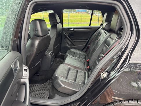 Used 2013 Volkswagen GTI Driver's Edition image 17