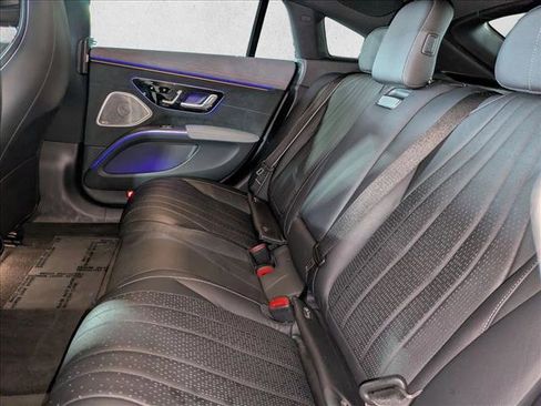 Certified 2022 Mercedes-Benz EQS 580 4MATIC Sedan image 22