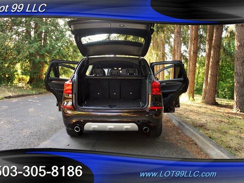 Used 2019 BMW X3 xDrive30i w/ Driving Assistance Package AWD/4WD image 30