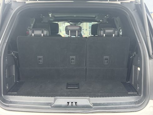 Used 2023 Ford Expedition Limited image 26