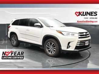 Used 2019 Toyota Highlander XLE AWD/4WD video 1