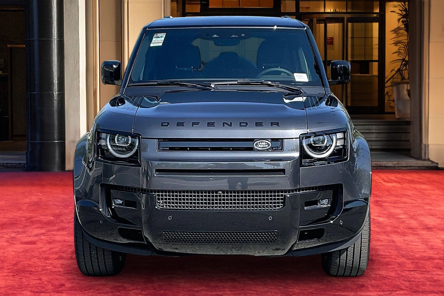 New 2026 Land Rover Defender 110 X-Dynamic SE AWD/4WD image 3