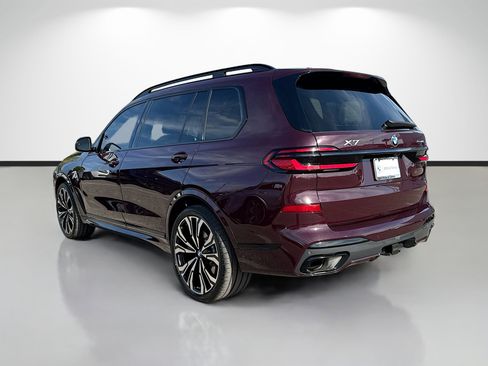 Used 2024 BMW X7 xDrive40i w/ Executive Package AWD/4WD image 5