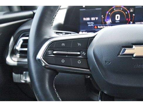 Used 2025 Chevrolet Traverse High Country w/ LPO, Floor Liner Package FWD image 24