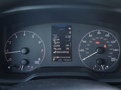 Used 2025 Toyota Corolla LE image 16