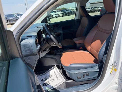 Used 2024 Ford Maverick Lariat FWD image 13