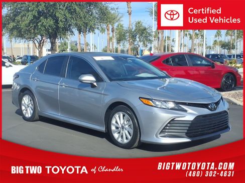 Certified 2024 Toyota Camry LE image 1