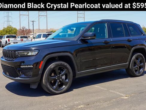 Used 2023 Jeep Grand Cherokee Limited w/ Black Appearance Package RWD image 3