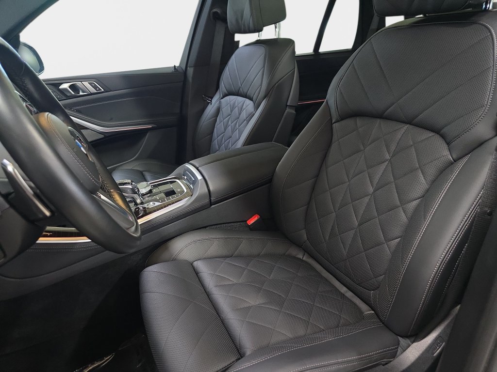 Used 2023 BMW X5 M50i w/ Executive Package AWD/4WD image 17