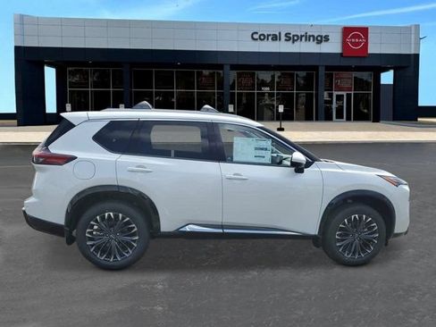 New 2026 Nissan Rogue Platinum AWD/4WD image 6