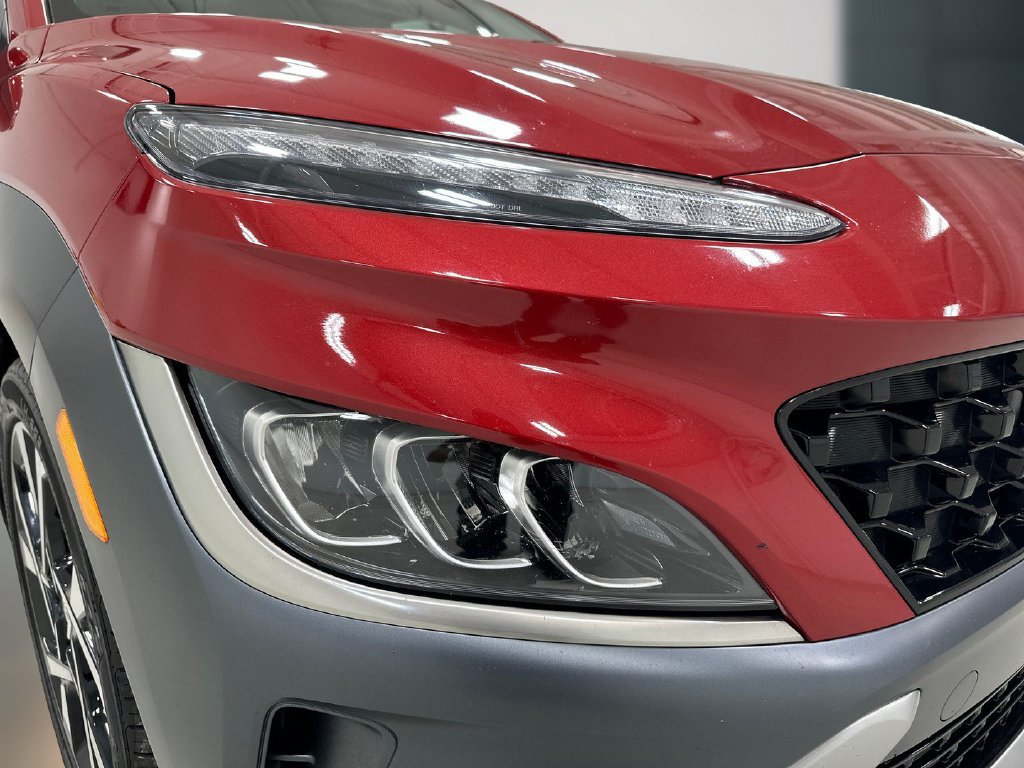 Certified 2022 Hyundai Kona Limited FWD image 12