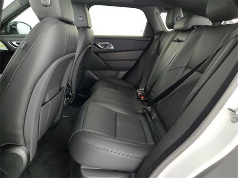New 2026 Land Rover Range Rover Velar Dynamic SE image 13