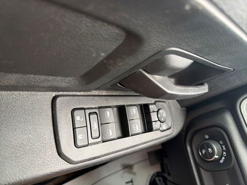 Used 2025 RAM 2500 Tradesman AWD/4WD image 13