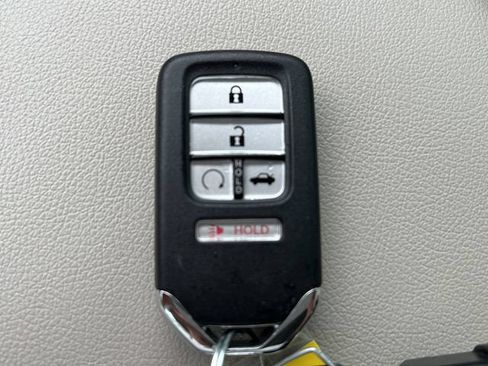Used 2022 Honda Accord EX-L image 34