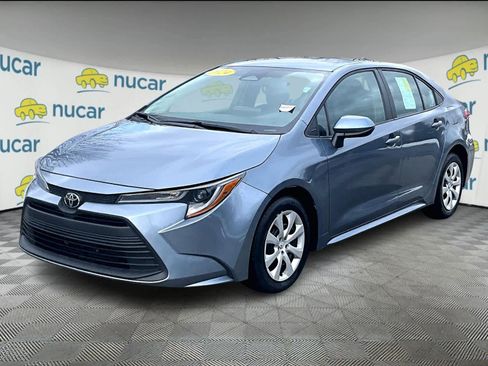 Used 2024 Toyota Corolla LE image 3