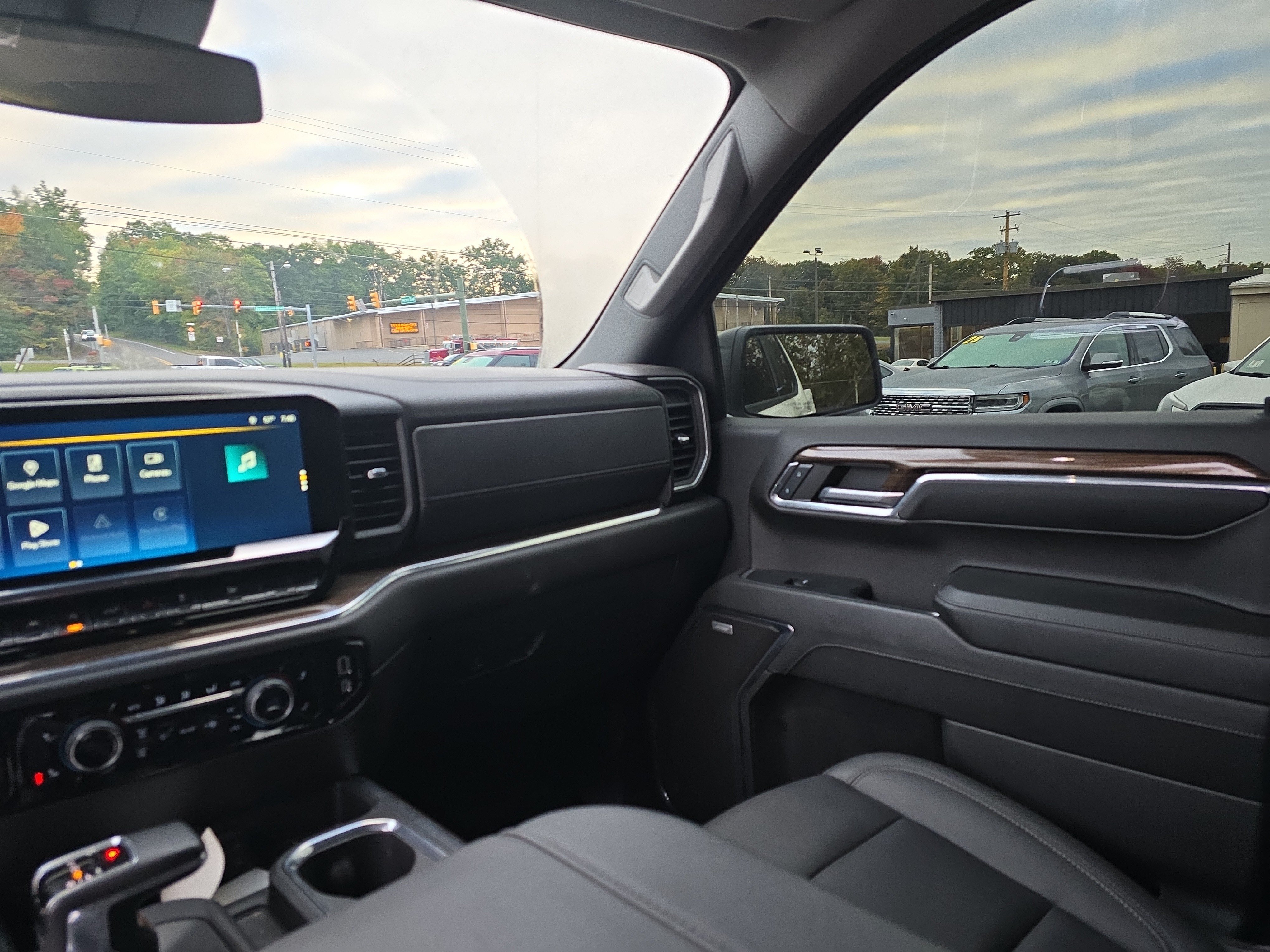 Used 2024 Chevrolet Silverado 1500 RST w/ Convenience Package II AWD/4WD image 14