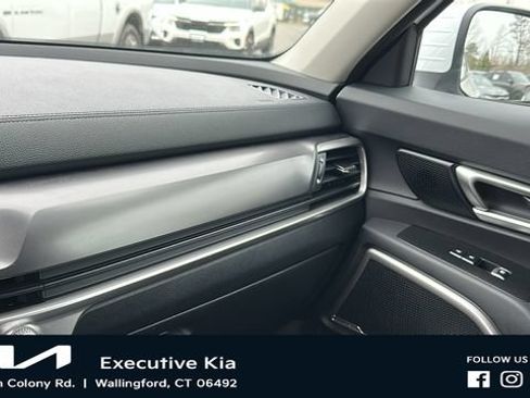 Certified 2023 Kia Telluride S AWD/4WD image 21