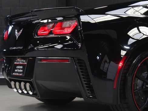 Used 2019 Chevrolet Corvette Grand Sport RWD image 19