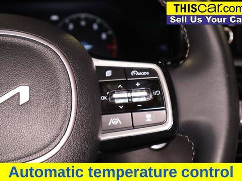 Used 2023 Kia Sorento SX AWD/4WD image 13