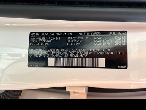 Certified 2023 Volvo XC60 B5 Ultimate w/ Climate Package AWD/4WD image 19