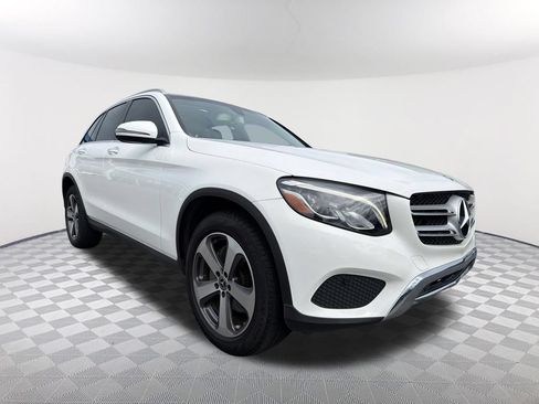 Used 2019 Mercedes-Benz GLC 300 image 3