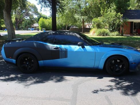 Used 2016 Dodge Challenger R/T Scat Pack RWD image 3