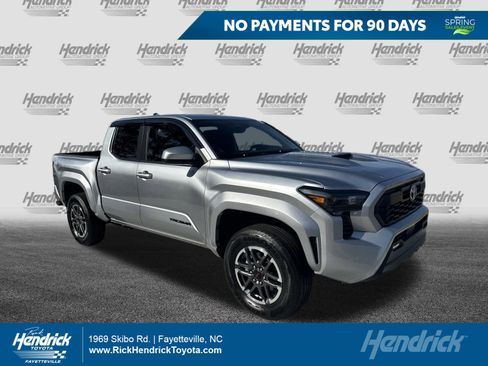 Certified 2025 Toyota Tacoma TRD Sport image 1