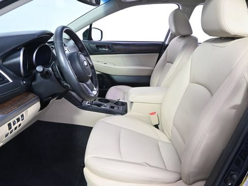 Used 2018 Subaru Outback 2.5i Limited w/ Popular Package #2 AWD/4WD image 13