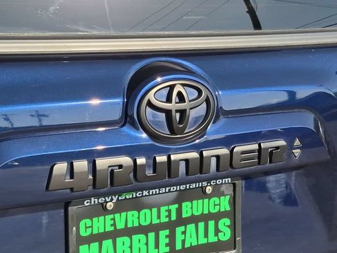 Used 2023 Toyota 4Runner SR5 Premium w/ Moonroof Package RWD image 31