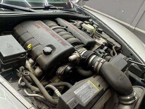 Used 2005 Chevrolet Corvette Convertible w/ Preferred Equipment Group RWD image 46