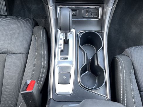 Used 2022 Subaru Ascent Premium w/ Convenience Package image 30