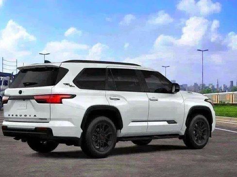 New 2026 Toyota Sequoia Platinum w/ TRD Off-Road Package AWD/4WD image 32