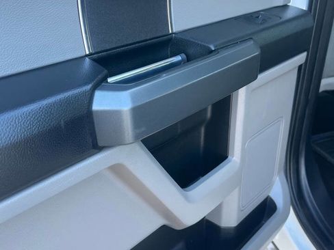 Used 2016 Ford F150 XLT w/ Trailer Tow Package image 45