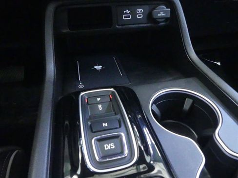 Used 2025 Honda Pilot Elite image 15