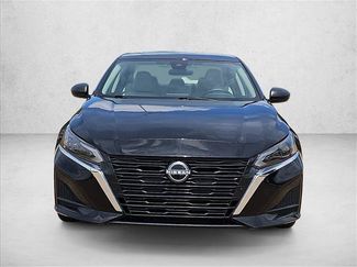 Used 2025 Nissan Altima 2.5 SV FWD video 2