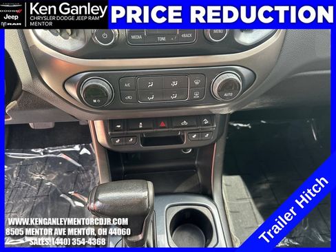 Used 2018 Chevrolet Colorado Z71 AWD/4WD image 16